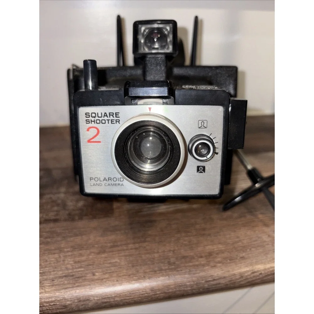 1970s Polaroid Square Shooter 2 Instant Film Land Camera with Box -Untested